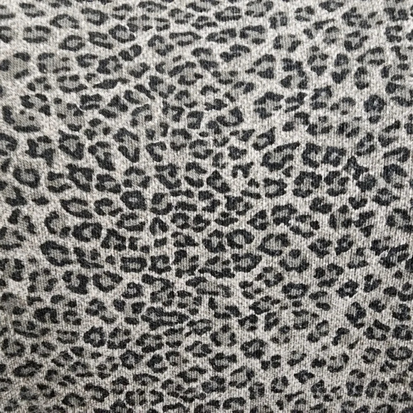 LESLIE FAY Leopard Print Mock Neck Top Size L - Picture 7 of 8